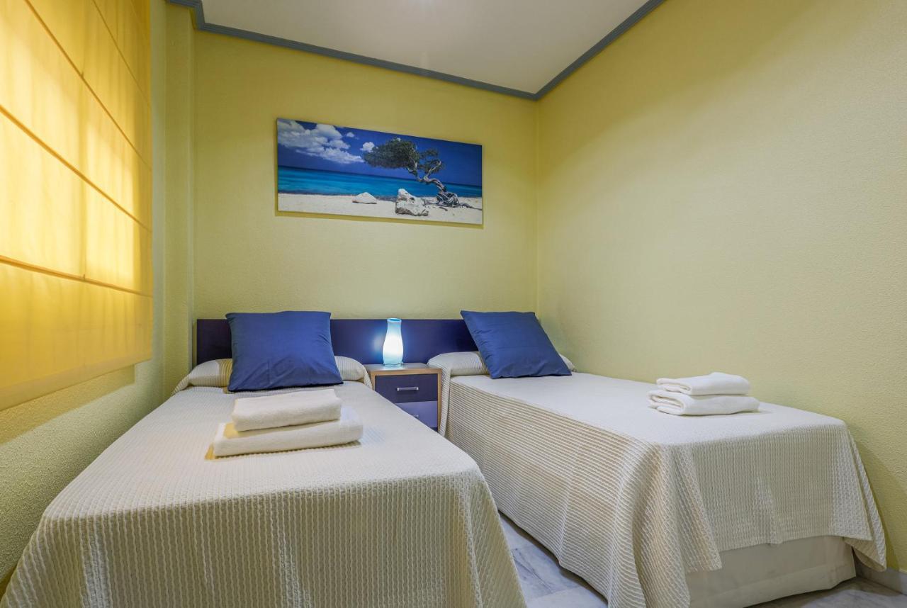 Sensacional Apt 2 Hab 2 Banos 4 Pax Aljarafe Metro San Juan de Aznalfarache Luaran gambar