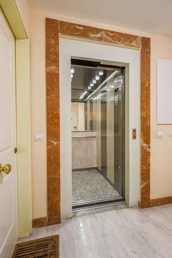 Sensacional Apt 2 Hab 2 Banos 4 Pax Aljarafe Metro San Juan de Aznalfarache Luaran gambar